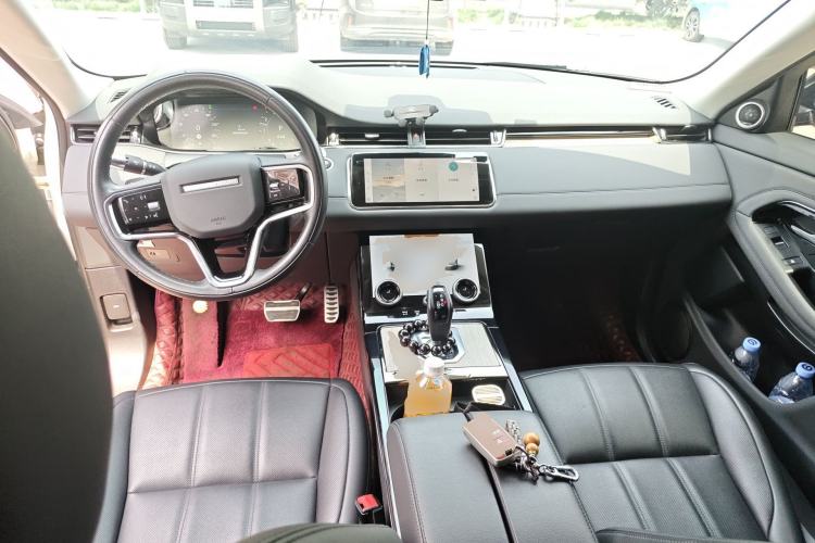 Used Land Rover Range Evoque 2021 Range Rover L 249 PS R-Dynamic SE Luxury Edition Center Console
