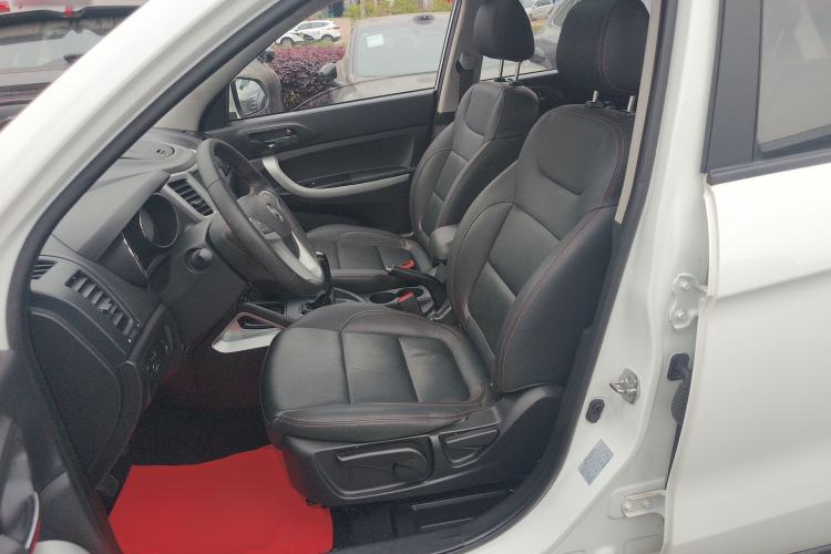 Used CHANGAN CS35 2016 1.6L Manual Luxury Model China V Standard
