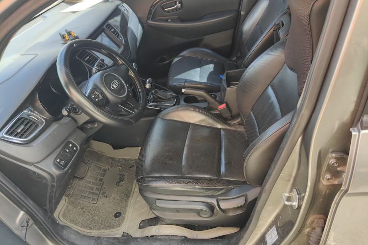 Used Kia Carens 2013 2.0L 7-Seater Automatic Comfort Edition China IV Standard