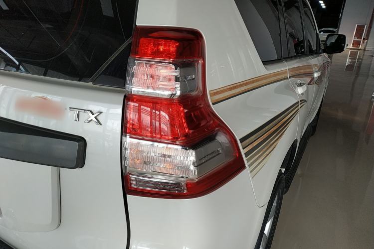 Used Toyota Prado 2016 2.7L Automatic Standard Edition
