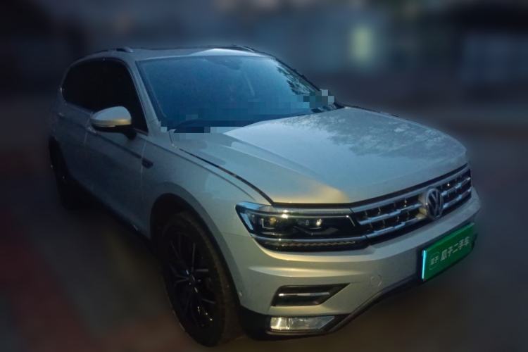 Used Volkswagen Tiguan L 2018 380TSI Automatic All-Wheel Drive Flagship Edition Front Right 45 Deg