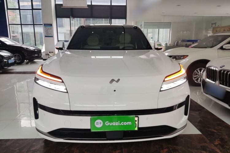 Used ONVO Luxeed L90 2025 Model—Ultra Six-Seater Version Front