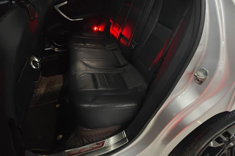 Used Wey VV7 2017 2.0T Flagship Model Left Rear Seat