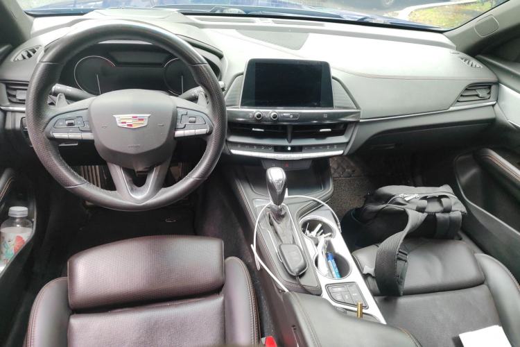 Used Cadillac CT4 2020 28T Elite Edition Center Console