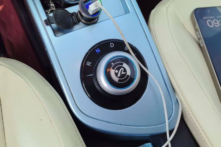 Used Brilliance Xinri i03A 2021 318 km 31.45 kWh