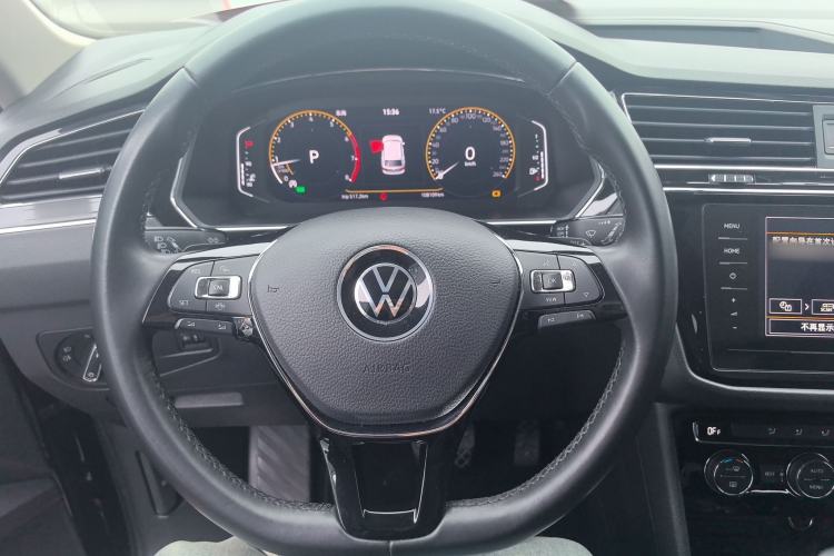 Used Volkswagen Tiguan L 2021 330TSI Automatic Two-Wheel Drive Smart Edition