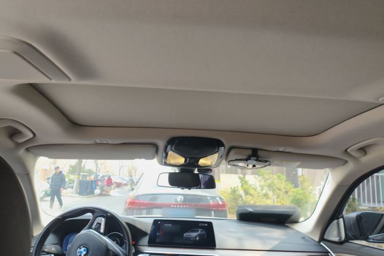 Used BMW 5 Series New Energy 2019 530Le Luxury Package
