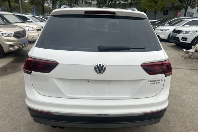 Used Volkswagen Tiguan L 2017 330TSI Automatic Two-Wheel Drive Flagship Edition Exterior 4