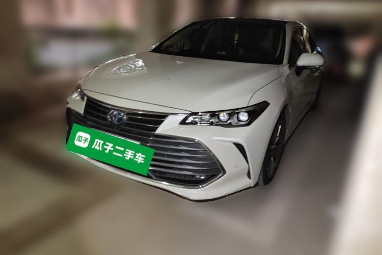Used Toyota Avalon 2019 Dual-Engine 2.5L XLE Prestige Version China V Standard