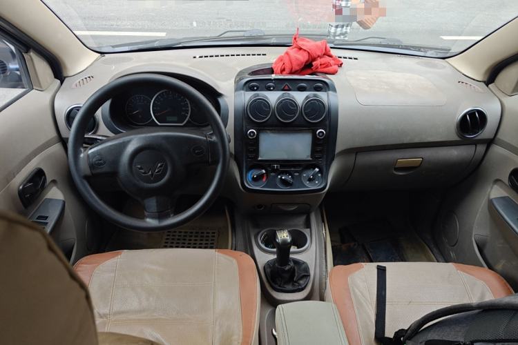 Used Wuling Hongguang 2013 1.5L Standard Version