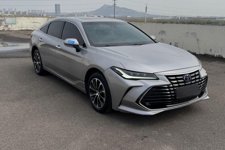 Used Toyota Avalon 2022 Dual-Engine 2.5L Luxury Edition Exterior 4