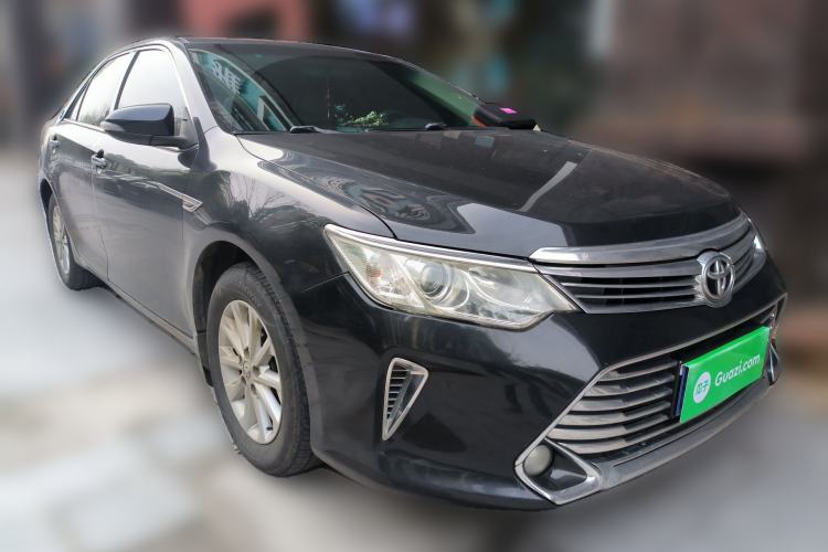 Used Toyota Camry 2016 2.0E 10th Anniversary Elite Edition
