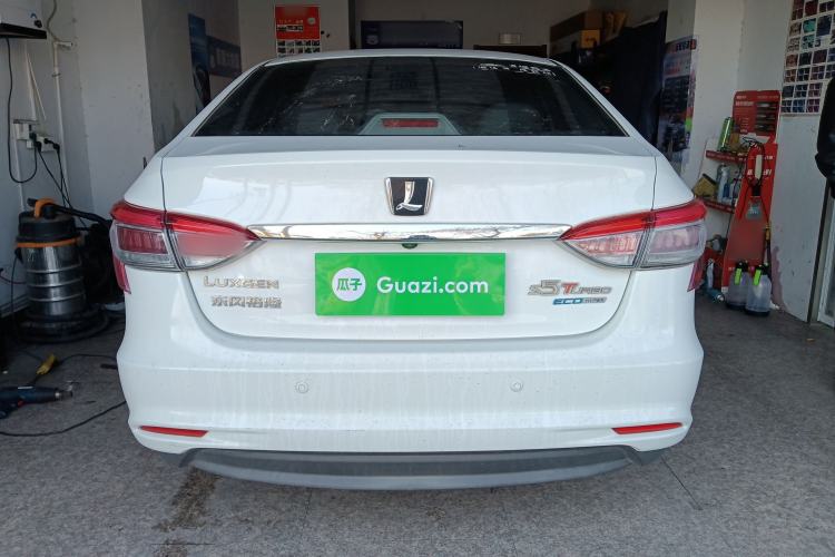 Used Luxgen 5 2015 1.8T Automatic ZhiZun Model

