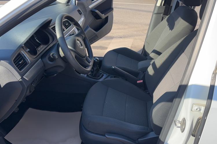 Used Volkswagen Lavida 2015 1.6L Manual Fashion Edition