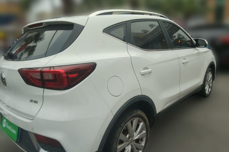 Used MG ZS 2017 1.5L Automatic Luxury Edition Exterior 5