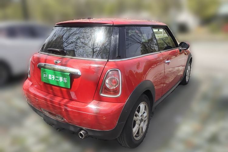 Used MINI 2011 1.6L ONE
