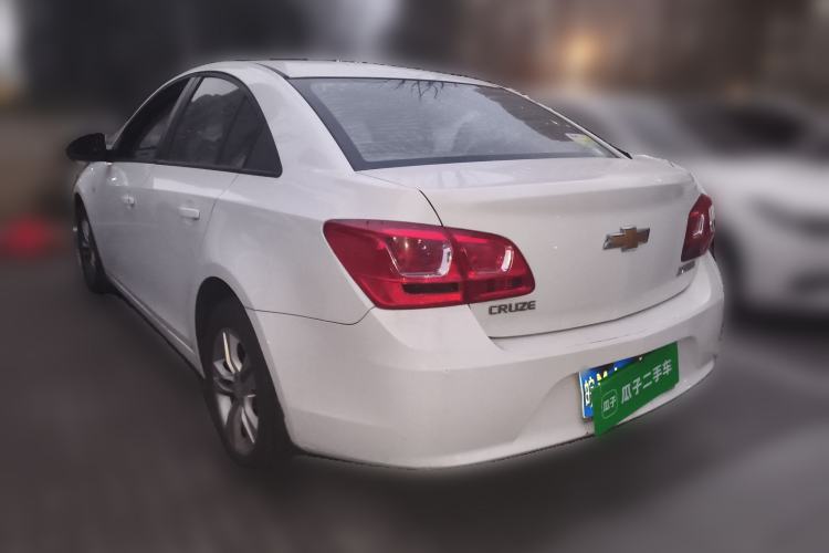 Used Chevrolet Cruze 2015 1.5L Classic SE MT
