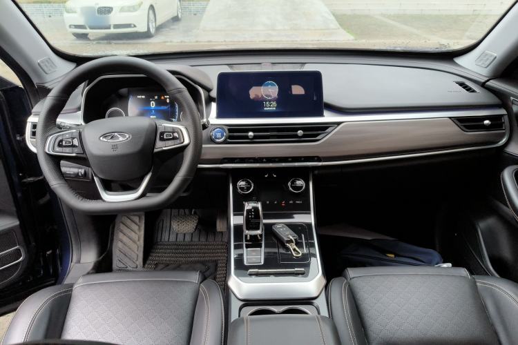 Used Chery Tiggo 8 2019 1.6 TGDI Automatic Luxury Model Center Console