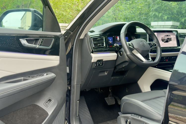 Used Volkswagen Teramont 2023 380TSI Four-Wheel Drive Prestige Luxury Edition Interior 2