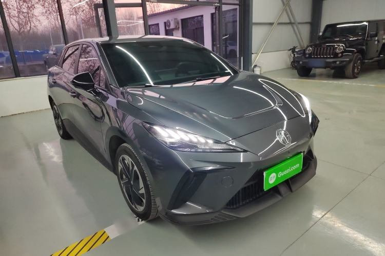 Used MG 4 EV 2023 415 km Range Sea-Faring Champion Edition Front Right 45 Deg