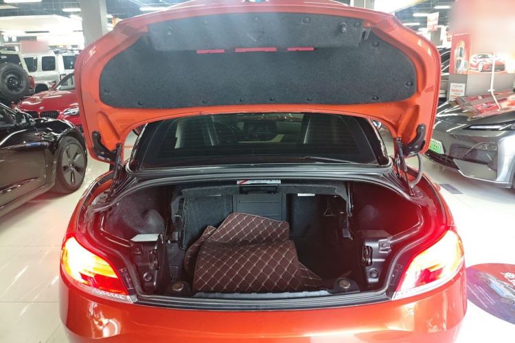 Used BMW Z4 2013 sDrive20i Leading Model
