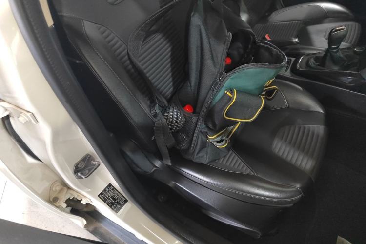 Used Ford Focus 2017 Sedan 1.6L Manual Fashion Edition Smart Drive Version