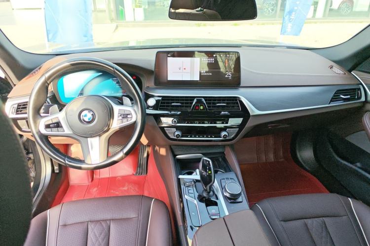 Used BMW 5 Series 2022 Restyled 530Li Leading Edition M Sport Package