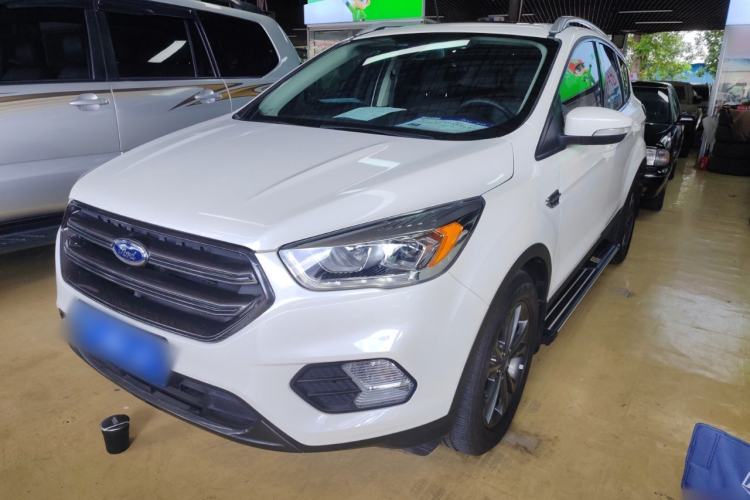 Used Ford Kuga 2019 EcoBoost 180 Two-Wheel-Drive Platinum Edition China VI Standard