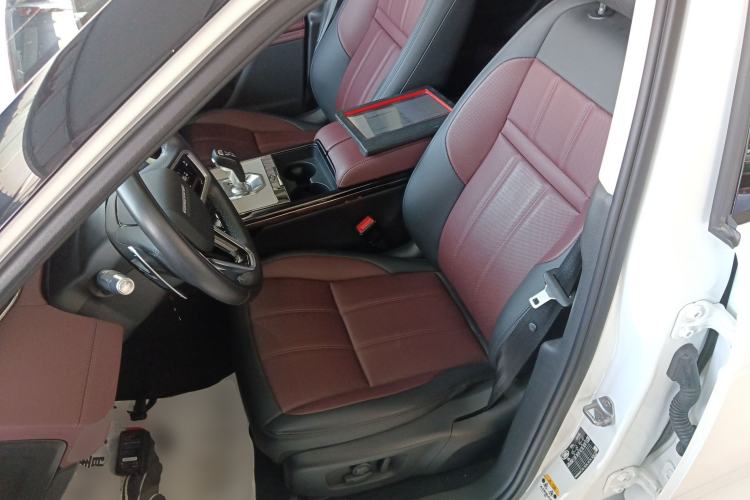 Used Land Rover Range Rover Evoque 2022 Facelifted Aurora L 249 PS R-Dynamic Luxury Edition
