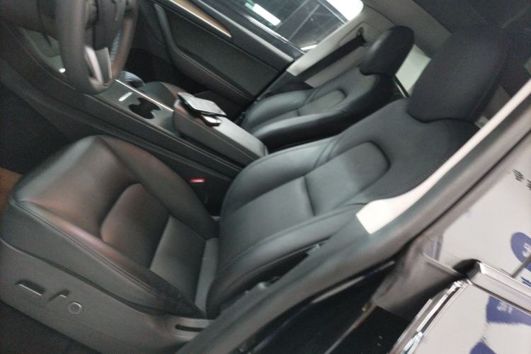 Used Tesla Model Y 2021 Standard Range Rear-Wheel Drive Version
