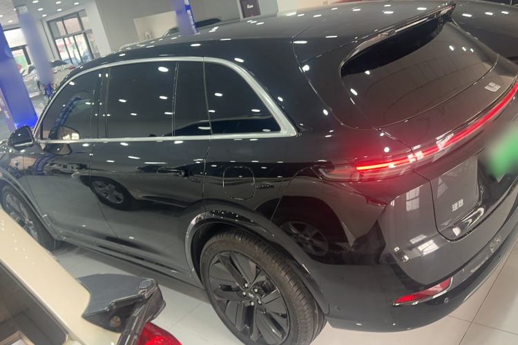 Used Li Auto L7 2025 Pro Smart Refresh Edition
