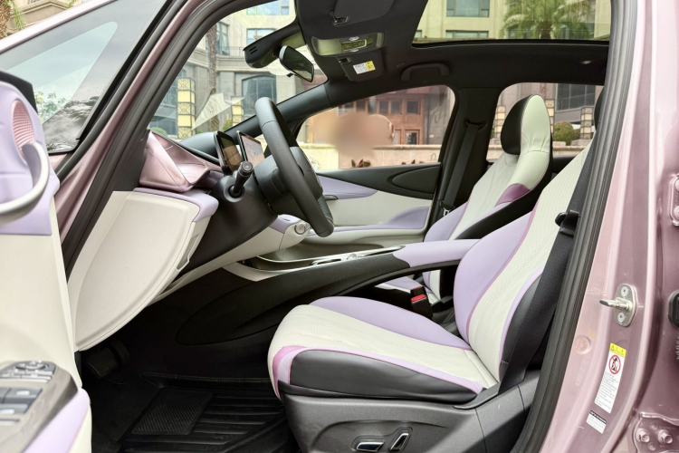 Used BYD Dolphin 2023 420 km Fashion Edition
