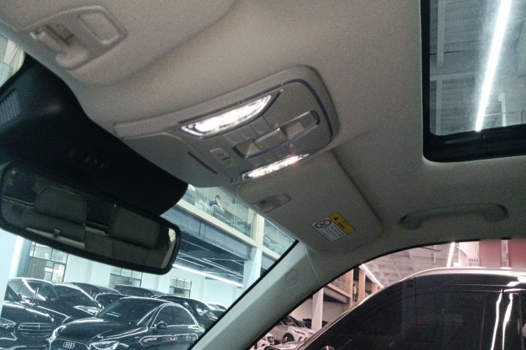 Used GAC Trumpchi GS8 2022 Dual-Engine Series 2.0TM Two-Wheel Drive Prestige Edition (7 Seats)
