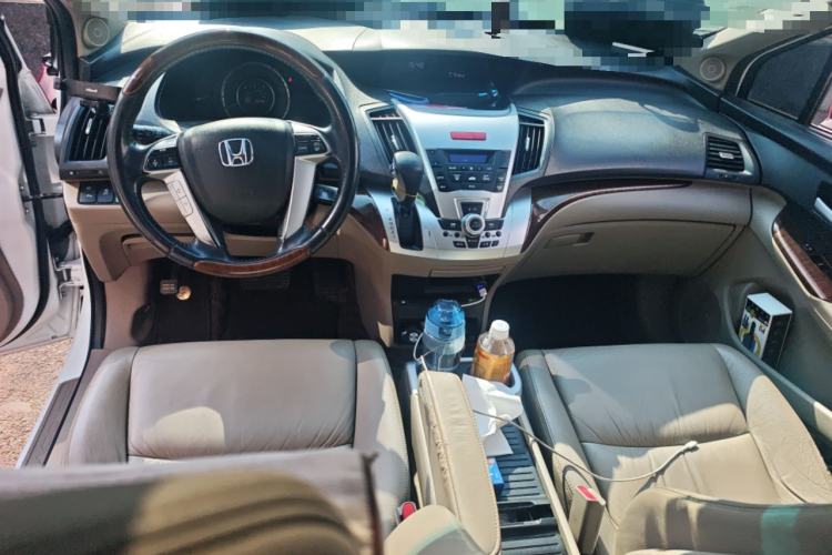 Used Honda Odyssey 2013 2.4L Luxury Edition Center Console