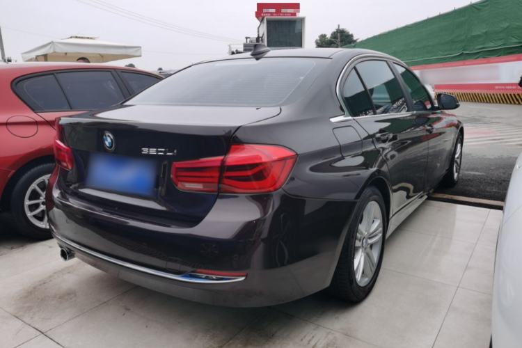 Used BMW 3 Series 2016 320Li Ambition Model
