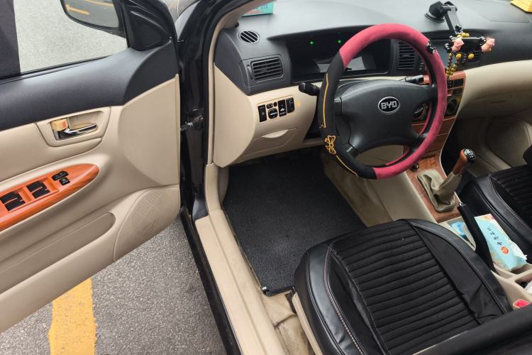 Used BYD F3 2012 Energy-Saving Edition 1.5L Manual Standard Model