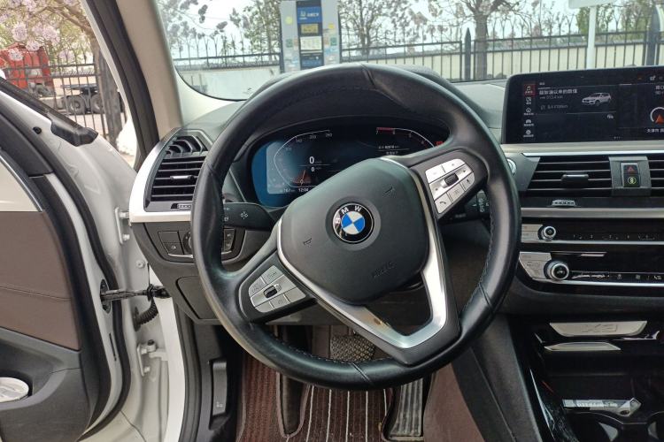 Used BMW X3 2021 Facelift xDrive28i Luxury Package Steering Wheel