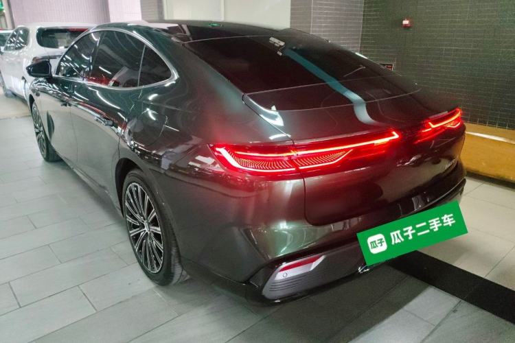 Used Geely Galaxy 8 2025 130km EM-i Flagship Edition Rear Left 45 Deg