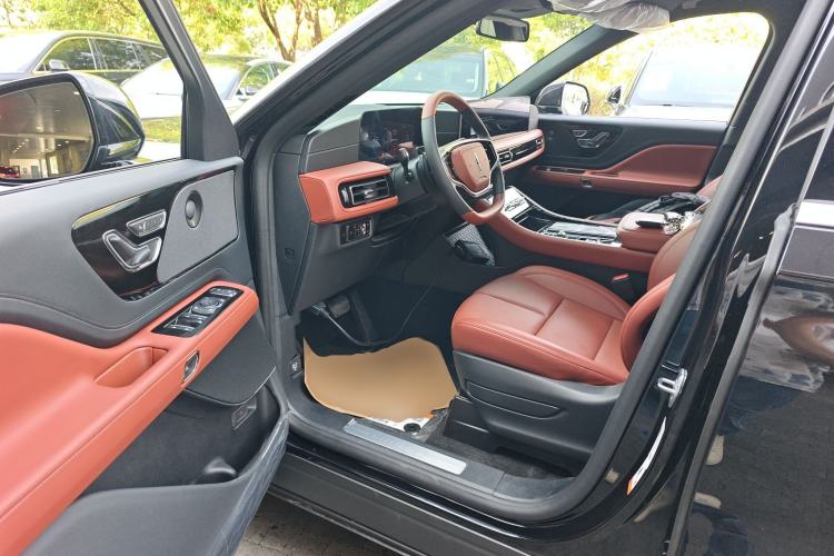 Used Lincoln Aviator 2024 3.0T V6 All-Wheel-Drive Elegance Edition Six Seats