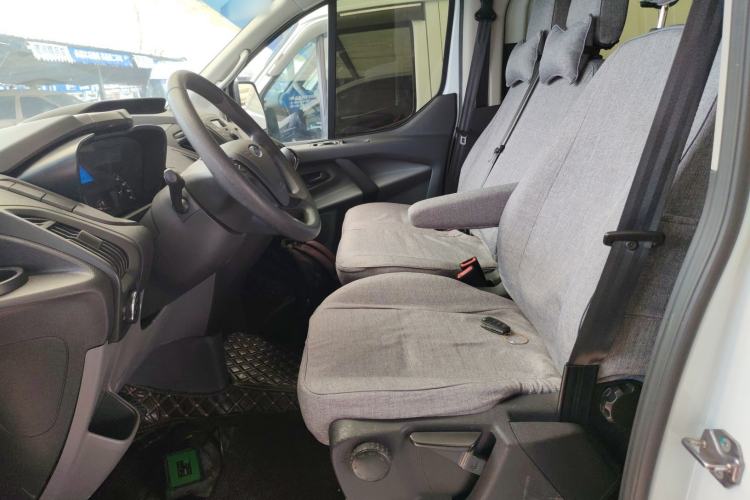 Used Ford Transit 2019 2.0T Gasoline Multi-Purpose Commercial Vehicle Short Wheelbase Low Roof 6-Seater China VI Standard