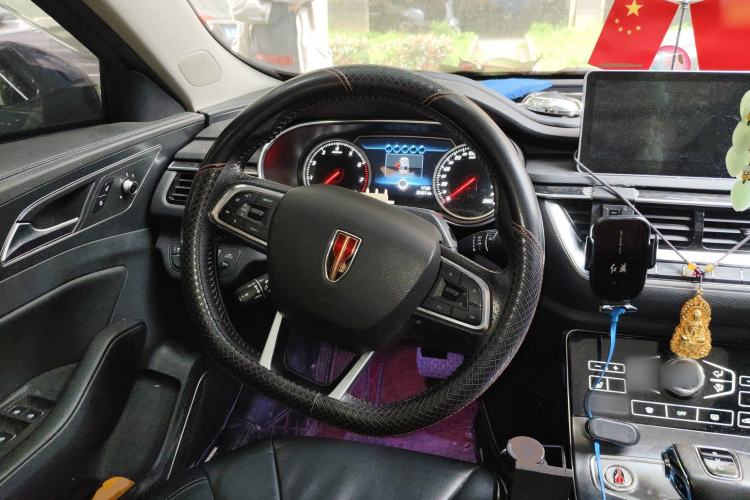 Used Hongqi H5 2020 1.8T Automatic Smart Connect Flagship Edition Steering Wheel