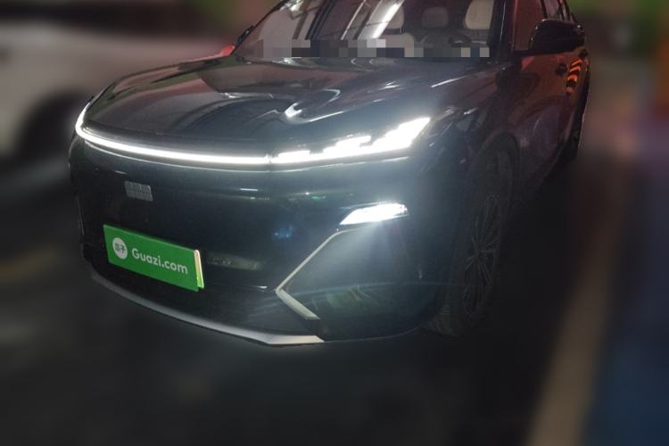 Used Geely Galaxy Xingjian 7 EM-i 2025 120km Flagship Edition