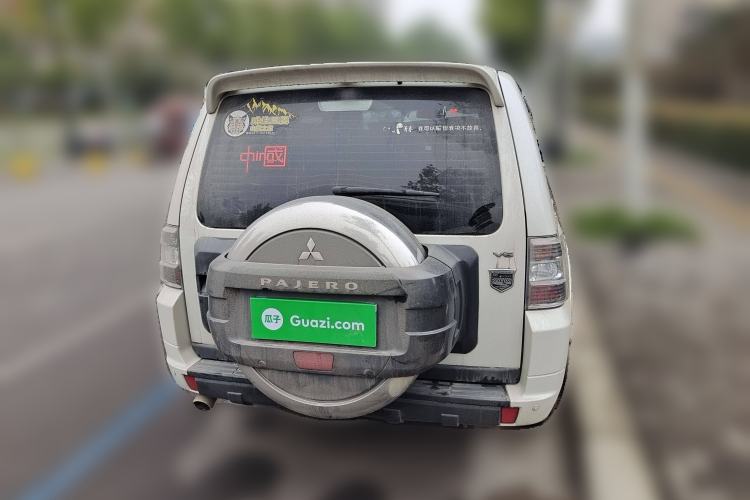 Used Mitsubishi Pajero 2016 3.0L Automatic Standard Version China V Standard Rear