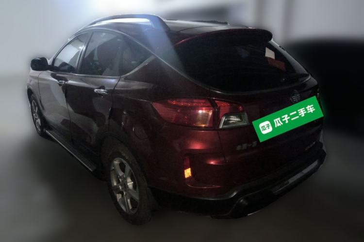 Used Bestune X80 2013 2.0L automatic luxury version
