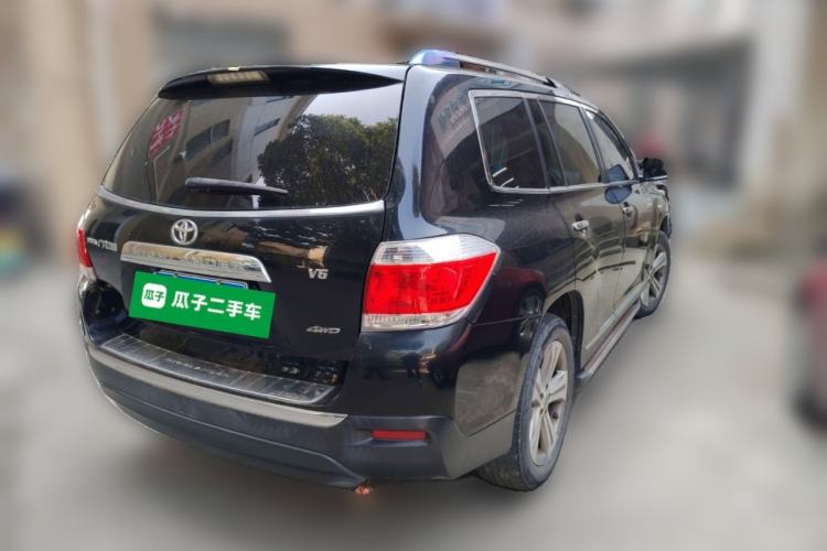 Used Toyota Highlander 2012 2.7L Two-Wheel Drive 7-Seater Luxury Edition
