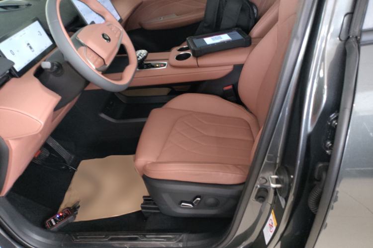 Used CHANGAN UNI-Z New Energy 2024 Blue Whale Smart Electric iDD 125km Beyond Edition Left Front Seat