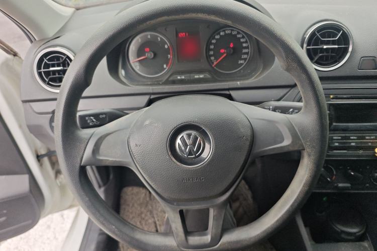 Used Volkswagen Jetta 2019 Dream Edition 1.4L Manual Fashion Version
