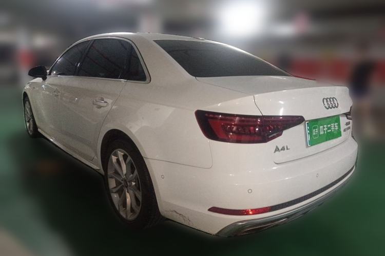 Used Audi A4L 2018 30th Anniversary Edition 40 TFSI Fashion Model
