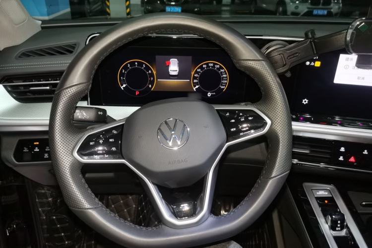 Used Volkswagen Tavendor 2023 380TSI Four-Wheel Drive R-Line Cruise Edition