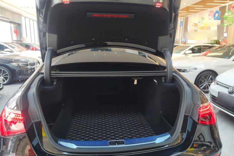 Used Mercedes-Benz S-Class 2024 S 400 L Business Model Trunk